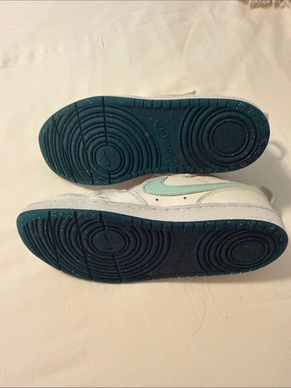 Nike Court Borough
